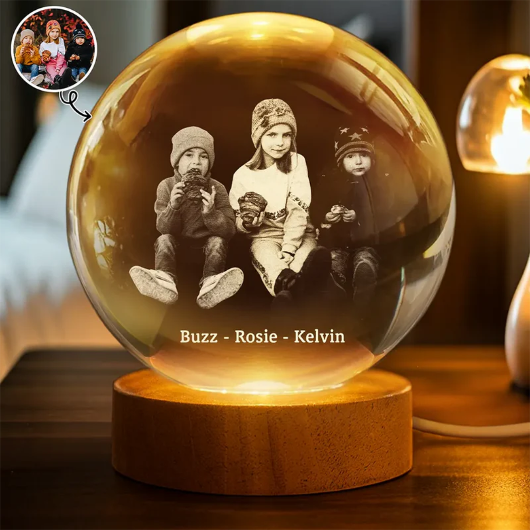 Esfera de Cristal Personalizada con Foto y Nombres – Lámpara Iluminada Familiar, Mascotas o Pareja